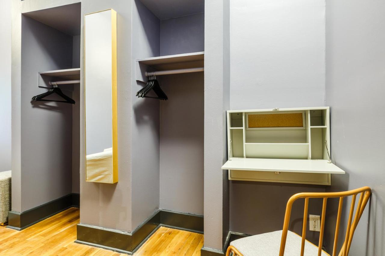 Lamartine Chelsea Hostal *